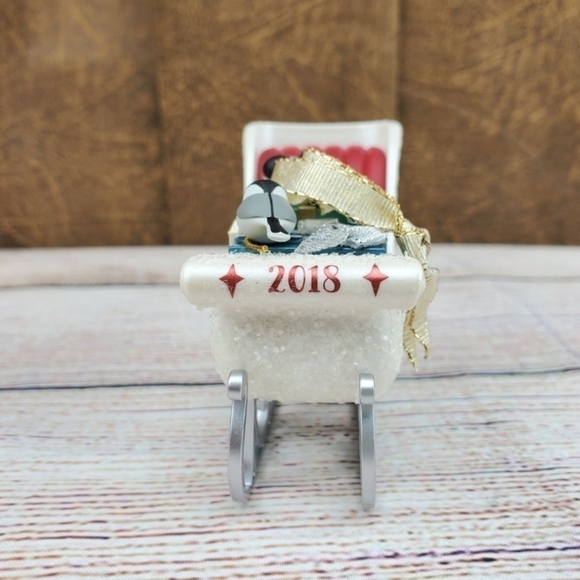 2018 Hallmark Our Christmas Together - Picture 4 of 4